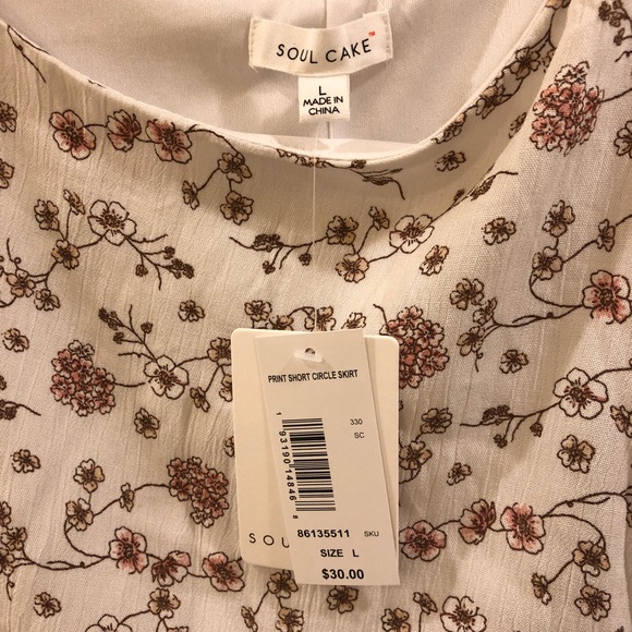 Floral print zip-up skater skirt l. NWT sz Large - Picture 6 of 8